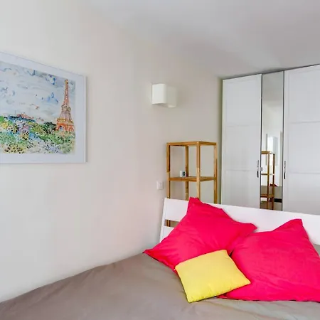 Apartament New Two Rooms, Madeleine Louvre